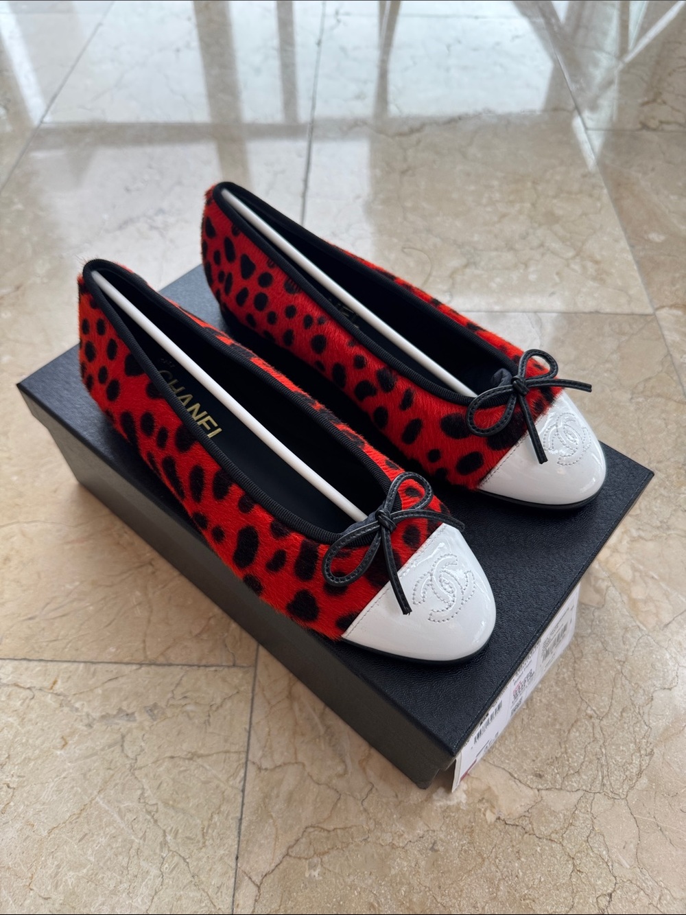 CHANEL ballet flats